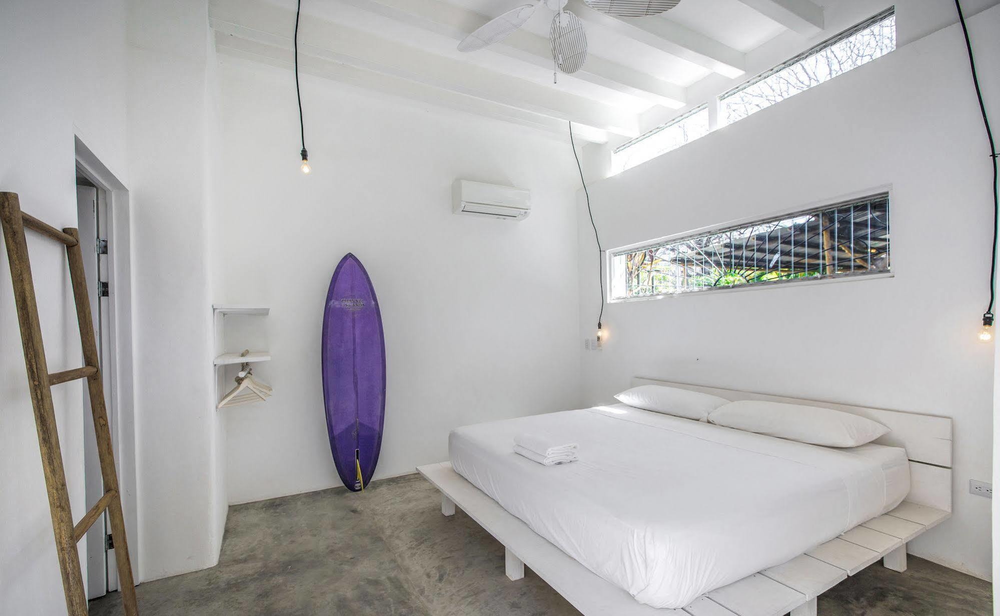 La Negra Surf Hotel Nosara Bagian luar foto